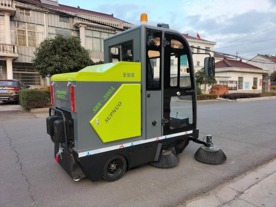 余姚龙建清扫车_0